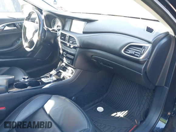 2017 Infiniti QX30 Luxury with VIN SJKCH5CR8HA032677, listed as a IAAI auction lot 40474574 with 75,902 mi miles. Bid and sale history available at carsss.com. Image 5.