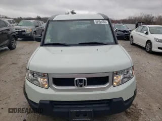 2011 Honda Element EX with VIN 5J6YH2H77BL003367, listed as a Copart auction lot 52401305 with 215,346 mi miles and Clean Title. Bid and sale history available at DreamBid. Image 5.