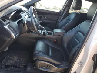 2018 Jaguar E-Pace S z VIN SADFJ2FX0J1Z30259, wystawiony jako Copart lot #73500933 z przebiegiem 58 953 mil mil oraz . Historia ofert i sprzedaży dostępna na DreamBid. Obrazek 7.