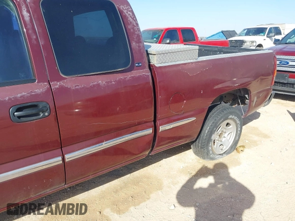 2000 GMC Sierra 1500 SLE z VIN 2GTEC19T6Y1170329, wystawiony jako IAAI lot #41832168 z przebiegiem 262 118 mil mil oraz . Historia ofert i sprzedaży dostępna na DreamBid. Obrazek 6.