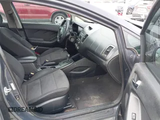 2014 Kia Forte LX with VIN KNAFX4A68E5145665, listed as a IAAI auction lot 42129786 with 192,514 mi miles and . Bid and sale history available at DreamBid. Image 5.
