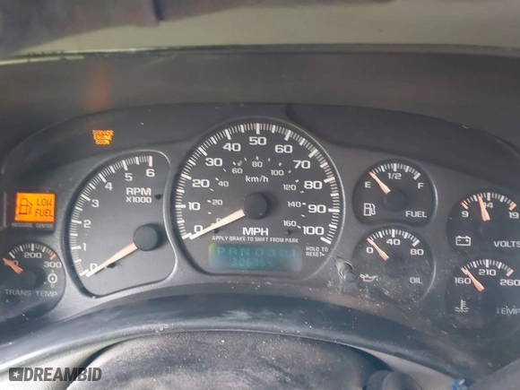 2002 Chevrolet Silverado 2500HD LS with VIN 1GCHK23U72F135032, listed as a IAAI auction lot 41674140 with NaN miles. Bid and sale history available at carsss.com. Image 7.
