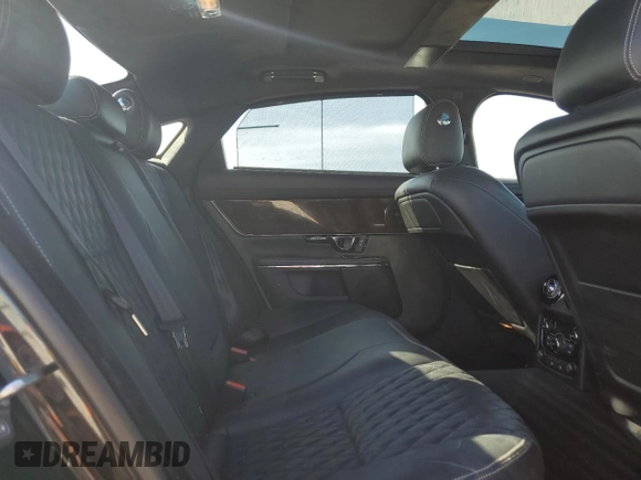 2019 Jaguar XJ Portfolio with VIN SAJWA2G76K8W21612, listed as a Copart auction lot 87379184 with 25,301 mi miles and Non Repairable. Bid and sale history available at DreamBid. Image 10.