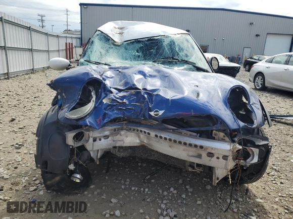 2003 MINI Hardtop with VIN WMWRC334X3TC38665, listed as a Copart auction lot 58563345 with Not provided miles and Non repairable. Bid and sale history available at DreamBid. Image 5.
