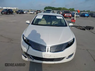 2016 Lincoln MKZ with VIN 3LN6L2JK0GR627283, listed as a IAAI auction lot 42271206 with 52,890 mi miles and . Bid and sale history available at DreamBid. Image 6.