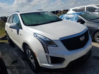 2023 Cadillac XT5 AWD Sport with VIN 1GYKNGRS4PZ191199, listed as a Copart auction lot 74790394 with 17,281 mi miles and Non repairable. Bid and sale history available at DreamBid. Image 4.