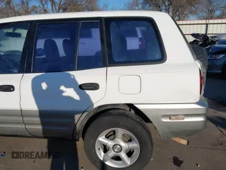 2000 Toyota RAV4 с VIN JT3GP10V1Y0044892, выставлен на аукционе IAAI как лот 41148809 с пробегом 220 848 миль миль и . История ставок и продаж доступна на DreamBid. Изображение 18.