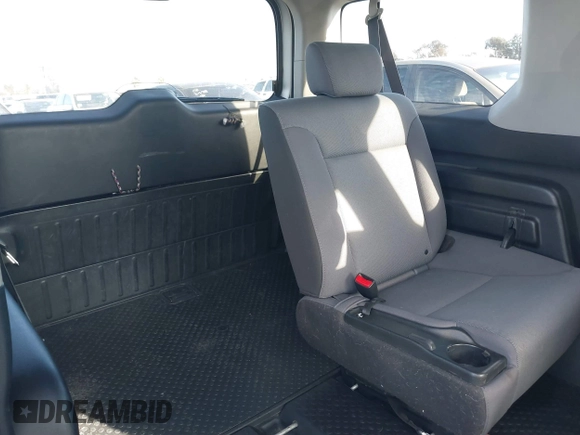 2007 Honda Element LX with VIN 5J6YH18357L012597, listed as a IAAI auction lot 41626557 with 209,648 mi miles and . Bid and sale history available at DreamBid. Image 8.