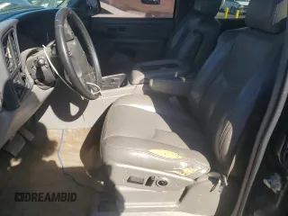 2005 GMC Yukon XL SLT with VIN 1GKFK16Z95J128632, listed as a Copart auction lot 45731985 with Not Provided miles and Salvage Title. Bid and sale history available at carsss.com. Image 7.