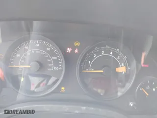 2015 Jeep Patriot Sport with VIN 1C4NJPBB5FD348985, listed as a IAAI auction lot 41035027 with 146,903 mi miles. Bid and sale history available at carsss.com. Image 7.