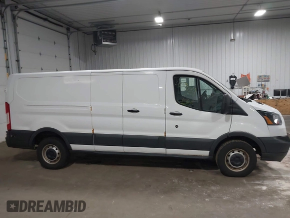 2015 Ford Transit с VIN 1FTNR2ZM3FKA90822, выставлен на аукционе IAAI как лот 42374269 с пробегом 145 279 миль миль и . История ставок и продаж доступна на DreamBid. Изображение 13.