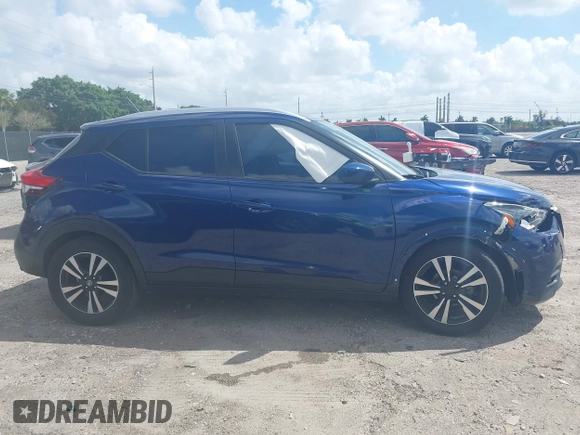 2020 Nissan Kicks SV with VIN 3N1CP5CV2LL490321, listed as a IAAI auction lot 41954807 with 105,568 mi miles. Bid and sale history available at carsss.com. Image 13.