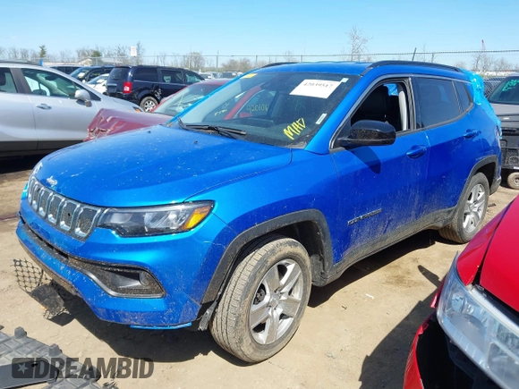 2022 Jeep Compass Latitude with VIN 3C4NJCBB9NT214210, listed as a IAAI auction lot 42039517 with 25,062 mi miles and . Bid and sale history available at carsss.com. Image 18.