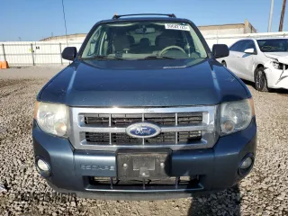 2011 Ford Escape XLT z VIN 1FMCU9DG4BKA85540, wystawiony jako Copart lot #50682125 z przebiegiem 183 747 mil mil oraz Czysty tytuł • Clean title. Historia ofert i sprzedaży dostępna na DreamBid. Obrazek 5.