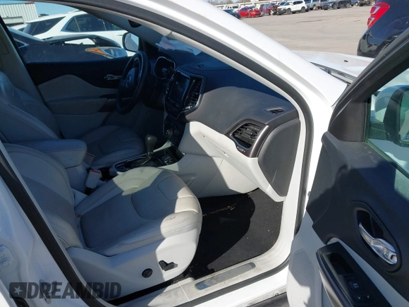 2019 Jeep Cherokee Limited with VIN 1C4PJLDX2KD273103, listed as a IAAI auction lot 41724835 with 78,723 mi miles. Bid and sale history available at carsss.com. Image 5.