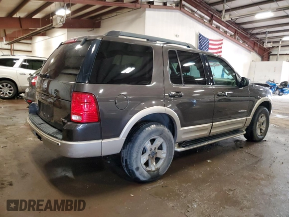 2005 Ford Explorer Eddie Bauer with VIN 1FMDU74KX5UB21804, listed as a Copart auction lot 71235234 with 235,788 mi miles and Clean title. Bid and sale history available at DreamBid. Image 3.