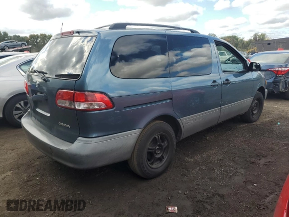 2002 Toyota Sienna LE with VIN 4T3ZF13CX2U463618, listed as a Copart auction lot 73660534 with 279,315 mi miles and Salvage Title. Bid and sale history available at carsss.com. Image 3.