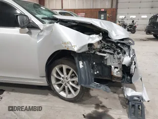 2012 Lexus CT 200h z VIN JTHKD5BH0C2112169, wystawiony jako IAAI lot #42091355 z przebiegiem 260 644 mil mil oraz . Historia ofert i sprzedaży dostępna na DreamBid. Obrazek 6.