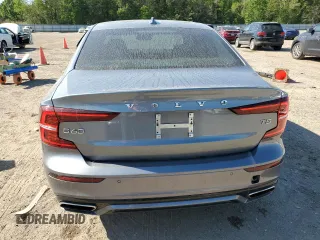 2021 Volvo S60 Momentum with VIN 7JR102FZ8MG112999, listed as a Copart auction lot 49596194 with 58,924 mi miles. Bid and sale history available at carsss.com. Image 6.