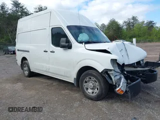 2021 Nissan NV Cargo SV z VIN 1N6BF0LYXMN800271, wystawiony jako IAAI lot #41847197 z przebiegiem 180 913 mil mil oraz . Historia ofert i sprzedaży dostępna na DreamBid. Obrazek 1.