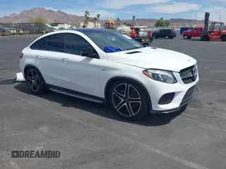 2019 Mercedes-Benz GLE 43 AMG z VIN 4JGED6EBXKA126365, wystawiony jako IAAI lot #42034448 z przebiegiem 33 882 mil mil oraz . Historia ofert i sprzedaży dostępna na DreamBid. Obrazek 1.