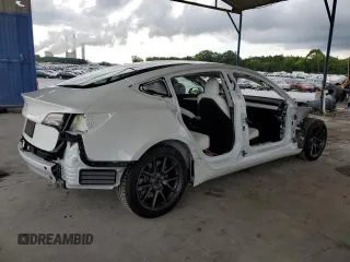 2023 Tesla Model 3 z VIN 5YJ3E1EA8PF471458, wystawiony jako Copart lot #60953035 z przebiegiem 26 773 mil mil oraz Szkoda całkowita • Salvage title. Historia ofert i sprzedaży dostępna na DreamBid. Obrazek 3.