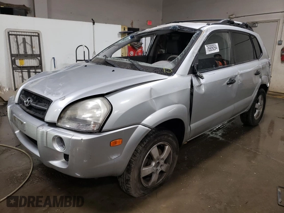 2008 Hyundai Tucson GLS with VIN KM8JM12B58U908862, listed as a Copart auction lot 76989094 with 193,033 mi miles and Salvage Title. Bid and sale history available at carsss.com. Image 1.