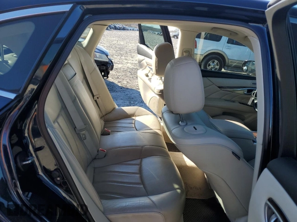 2015 Infiniti Q70 with VIN JN1BY1AR3FM562841, listed as a Copart auction lot 88765475 with 204,039 mi miles and Salvage title. Bid and sale history available at DreamBid. Image 10.