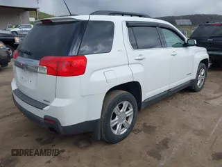 2015 GMC Terrain SLT with VIN 2GKFLXE31F6312569, listed as a IAAI auction lot 42031471 with 98,038 mi miles and . Bid and sale history available at carsss.com. Image 4.