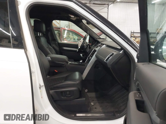 2022 Land Rover Discovery with VIN SALRT2EX0N2464071, listed as a IAAI auction lot 41140607 with 50,671 mi miles and . Bid and sale history available at DreamBid. Image 5.