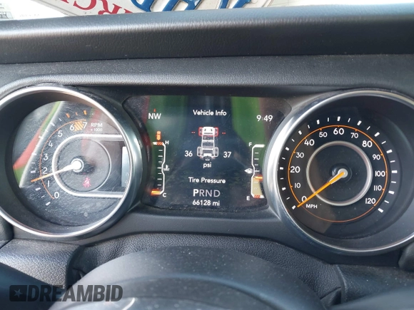 2018 Jeep Wrangler Unlimited Sahara with VIN 1C4HJXEN9JW303094, listed as a IAAI auction lot 41491564 with 66,128 mi miles and . Bid and sale history available at DreamBid. Image 7.