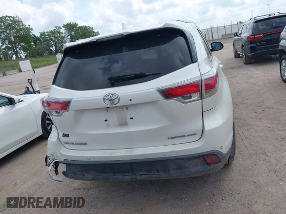 2015 Toyota Highlander Limited with VIN 5TDDKRFH9FS204671, listed as a IAAI auction lot 42503768 with 275,365 mi miles and . Bid and sale history available at DreamBid. Image 17.
