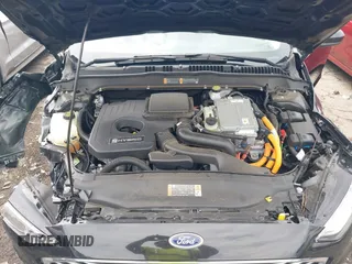 2020 Ford Fusion SE with VIN 3FA6P0LU9LR234832, listed as a IAAI auction lot 42092141 with 54,866 mi miles and . Bid and sale history available at carsss.com. Image 10.