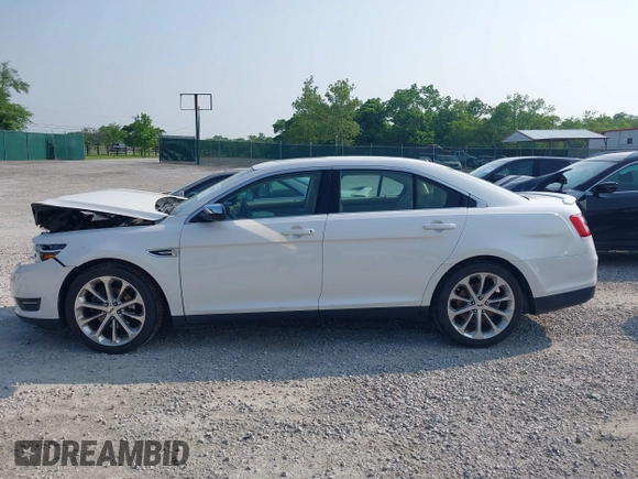 2016 Ford Taurus Limited z VIN 1FAHP2F89GG157721, wystawiony jako IAAI lot #42358132 z przebiegiem 108 384 mil mil oraz . Historia ofert i sprzedaży dostępna na DreamBid. Obrazek 14.