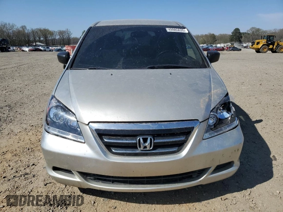 2006 Honda Odyssey LX z VIN 5FNRL38246B113871, wystawiony jako Copart lot #49985635 z przebiegiem 187 328 mil mil oraz Czysty tytuł • Clean title. Historia ofert i sprzedaży dostępna na DreamBid. Obrazek 5.