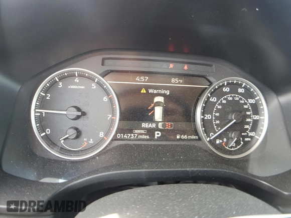 2024 Mitsubishi Outlander SE z VIN JA4J3VA88RZ061967, wystawiony jako Copart lot #50809405 z przebiegiem 14 737 mil mil oraz Szkoda całkowita • Salvage title. Historia ofert i sprzedaży dostępna na DreamBid. Obrazek 9.