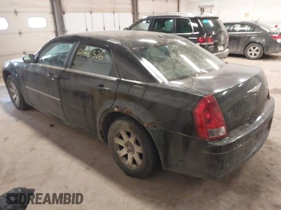 2007 Chrysler 300 with VIN 2C3LA43R17H860639, listed as a IAAI auction lot 41481326 with 163,837 mi miles. Bid and sale history available at carsss.com. Image 3.