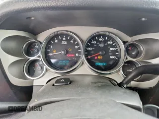 2007 GMC Sierra 1500 SLE1 z VIN 2GTEC13J771646190, wystawiony jako Copart lot #58850895 z przebiegiem 199 334 mil mil oraz Czysty tytuł • Clean title. Historia ofert i sprzedaży dostępna na DreamBid. Obrazek 9.