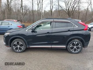 2018 Mitsubishi Eclipse Cross SE z VIN JA4AT5AA3JZ050947, wystawiony jako IAAI lot #41837556 z przebiegiem 42 698 mil mil oraz . Historia ofert i sprzedaży dostępna na DreamBid. Obrazek 14.
