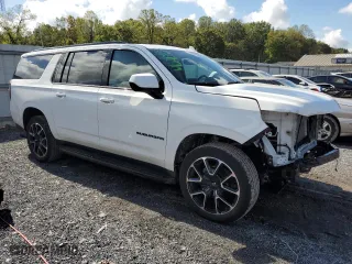 2021 Chevrolet Suburban RST with VIN 1GNSKEKD1MR390115, listed as a Copart auction lot 73106224 with 51,308 mi miles and Salvage Title. Bid and sale history available at carsss.com. Image 4.