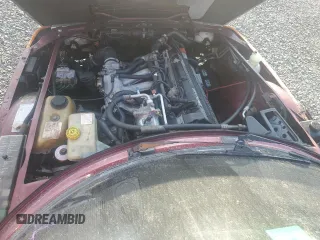 1993 Saab 900 S z VIN YS3AK35E6P2008180, wystawiony jako Copart lot #74075304 z przebiegiem 96 305 mil mil oraz Szkoda całkowita • Salvage title. Historia ofert i sprzedaży dostępna na DreamBid. Obrazek 11.