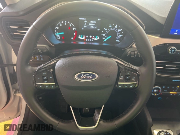 2021 Ford Escape SEL with VIN 1FMCU9H98MUB02889, listed as a IAAI auction lot 42569717 with 42,279 mi miles and . Bid and sale history available at DreamBid. Image 5.