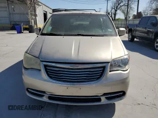2015 Chrysler Town & Country Touring with VIN 2C4RC1BG0FR730519, listed as a Copart auction lot 48989575 with 253,447 mi miles and Clean Title. Bid and sale history available at carsss.com. Image 5.