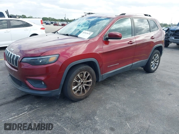 2019 Jeep Cherokee Latitude Plus with VIN 1C4PJLLB2KD331586, listed as a IAAI auction lot 41913175 with 92,563 mi miles. Bid and sale history available at carsss.com. Image 17.