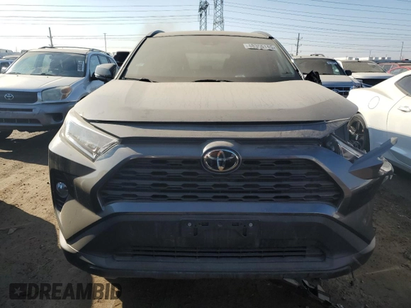 2020 Toyota RAV4 XLE with VIN 2T3P1RFV9LC085036, listed as a Copart auction lot 48356145 with 65,096 mi miles and Salvage Title. Bid and sale history available at carsss.com. Image 5.