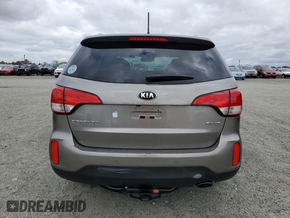 2015 Kia Sorento EX with VIN 5XYKU4A73FG659239, listed as a Copart auction lot 48253725 with 118,169 mi miles and Clean Title. Bid and sale history available at carsss.com. Image 6.