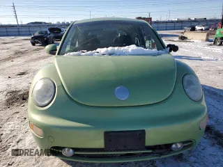 2003 Volkswagen New Beetle Coupe GLS with VIN 3VWCD21C73M408547, listed as a Copart auction lot 46191425 with 179,742 mi miles and Salvage Title. Bid and sale history available at carsss.com. Image 5.