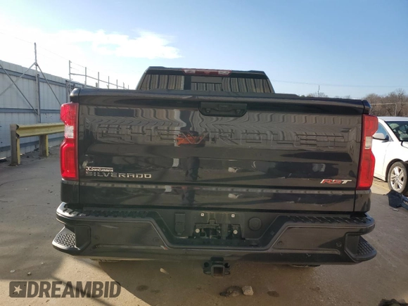2022 Chevrolet Silverado 1500 RST with VIN 1GCUDEET4NZ577218, listed as a Copart auction lot 42675324 with 25,718 mi miles and Salvage Title. Bid and sale history available at DreamBid. Image 6.