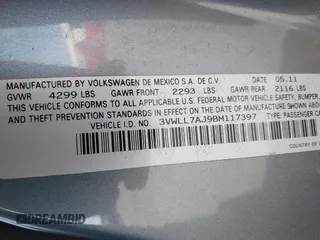 2011 Volkswagen Jetta TDI with VIN 3VWLL7AJ9BM117397, listed as a IAAI auction lot 41993733 with 130,226 mi miles and . Bid and sale history available at DreamBid. Image 9.