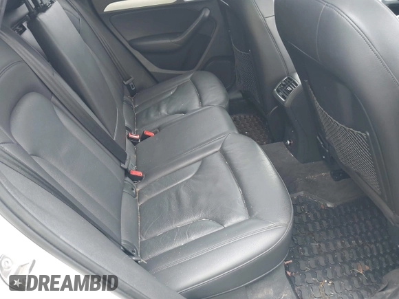 2017 Audi Q3 Premium z VIN WA1BCCFS2HR009908, wystawiony jako IAAI lot #41867249 z przebiegiem 116 804 mil mil oraz . Historia ofert i sprzedaży dostępna na DreamBid. Obrazek 8.